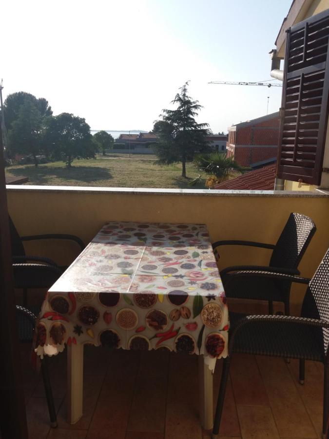 Apartman Luka Fažana Buitenkant foto